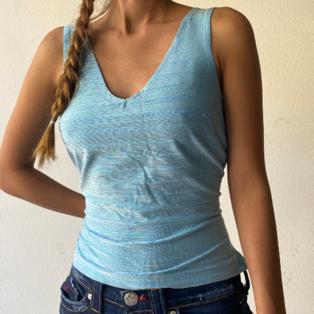 y2k FormulaX v neck top (S)